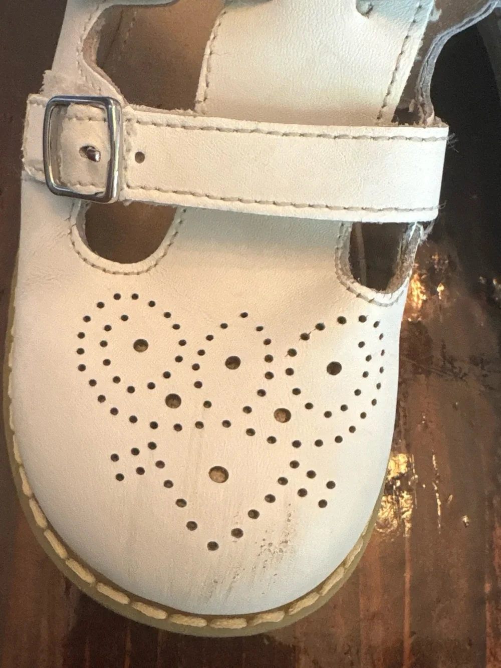 L'Amour Cream Girls Double-Strap Perforated Mary Jane Shoes